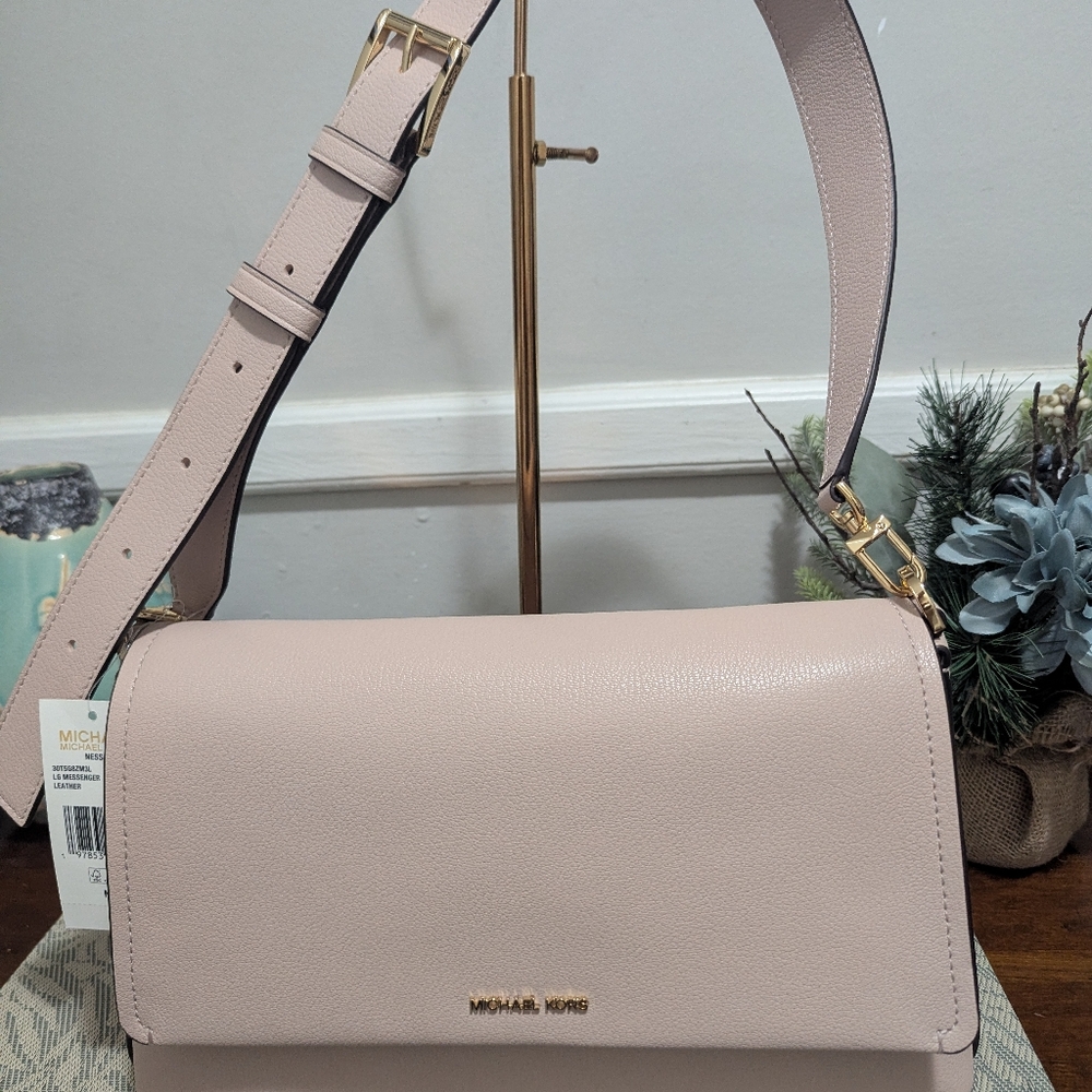 MICHAEL Michael Kors Nessa Large Leather Crossbody Bag